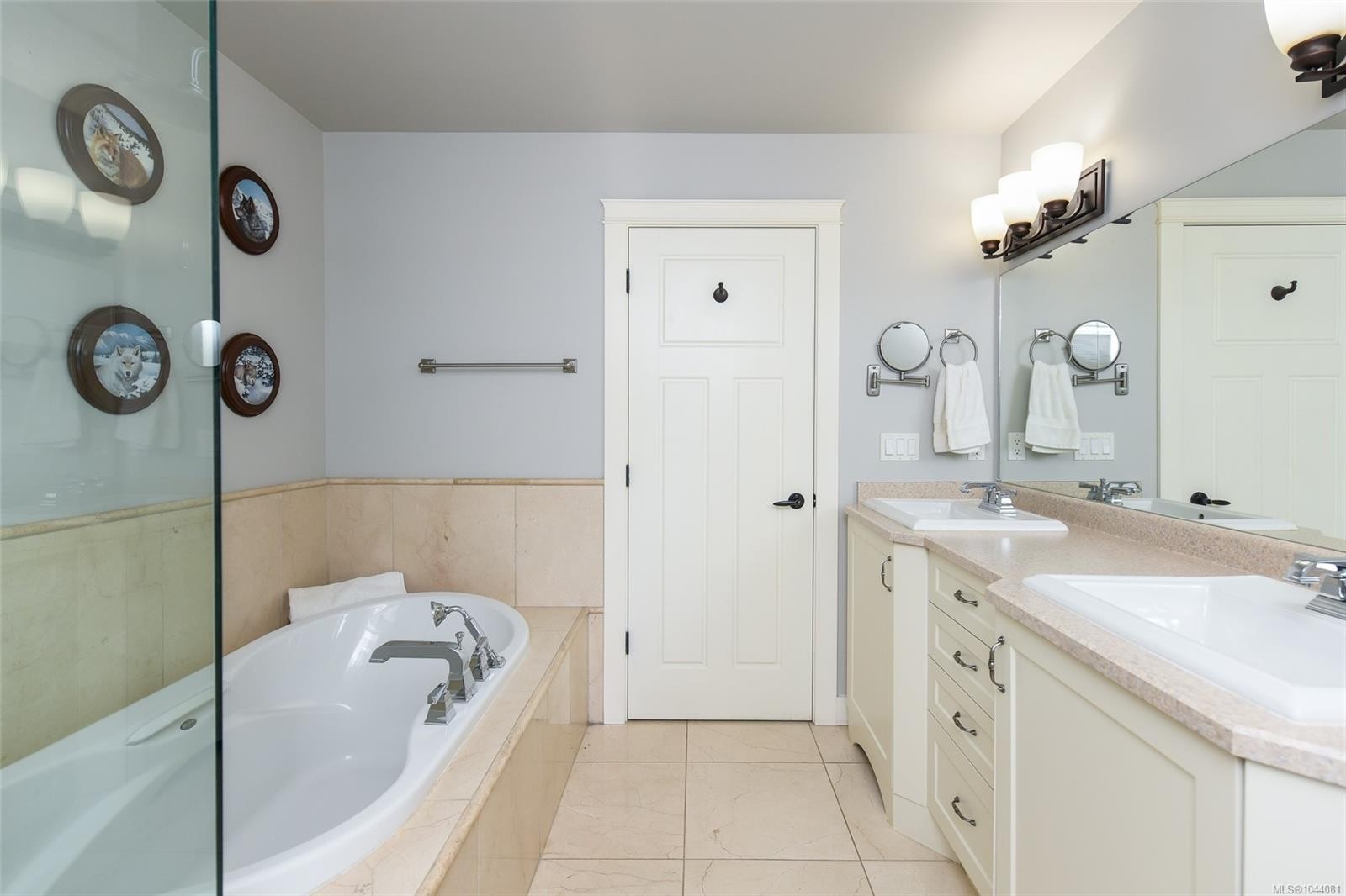 2343 Tutor Dr, Comox, BC