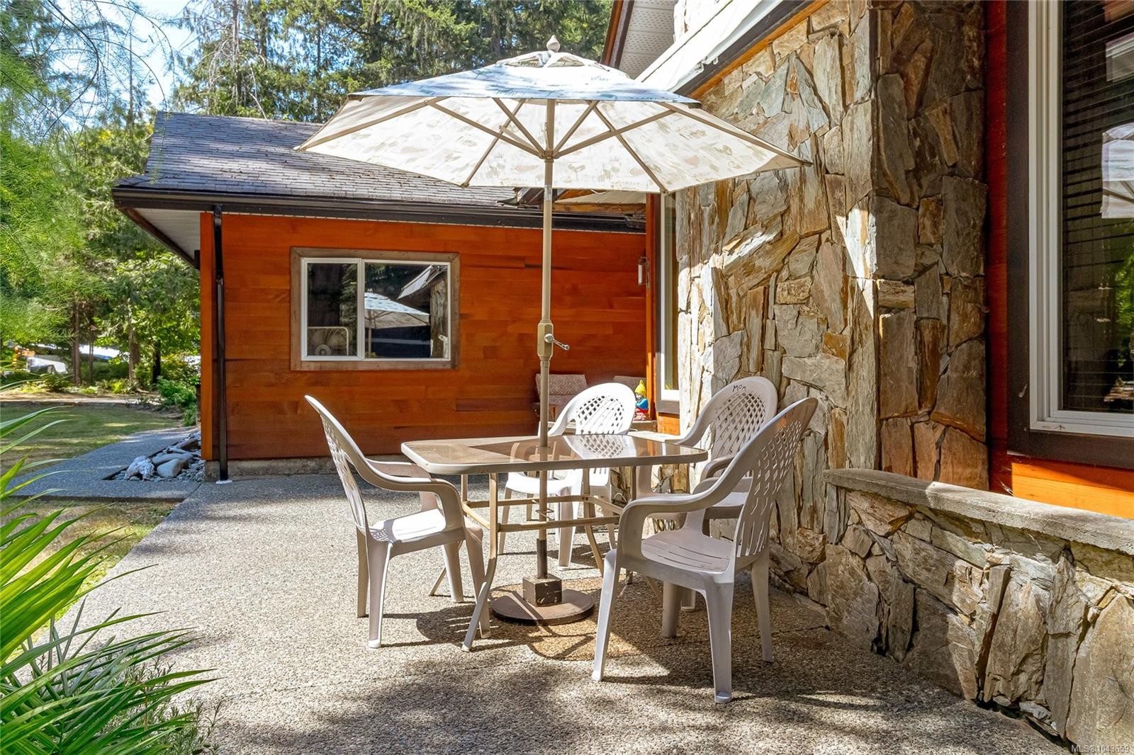 5605 River Valley Rd, Duncan, BC