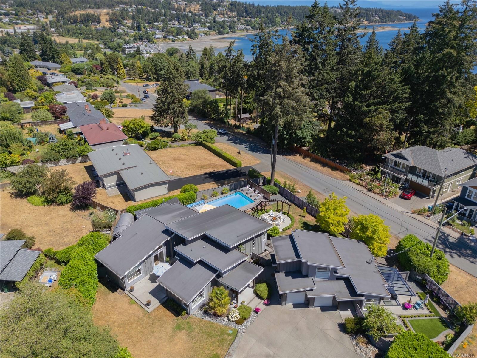 1501 Argyle Ave, Nanaimo, BC