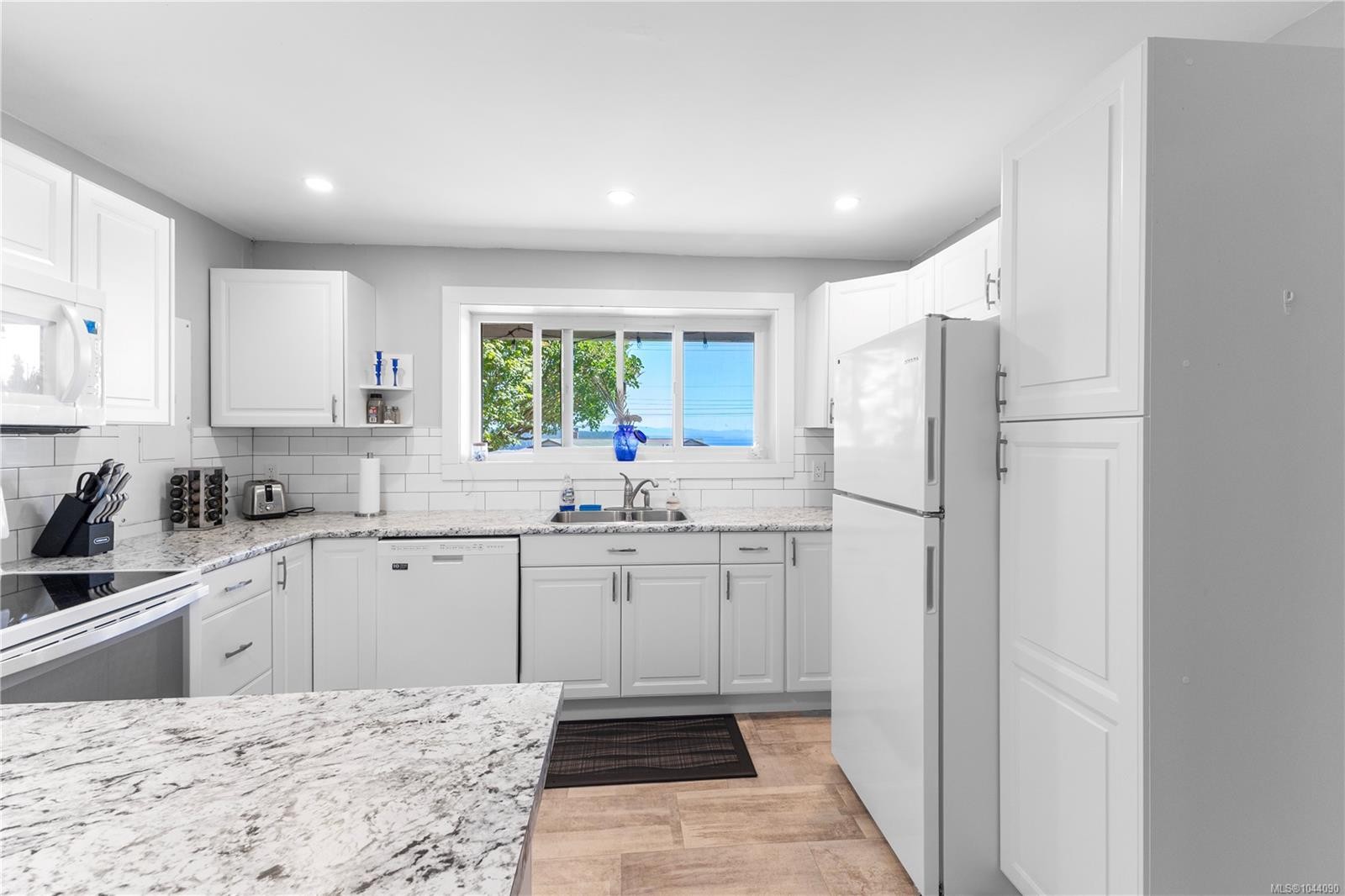 604 Galerno Rd, Campbell River, BC