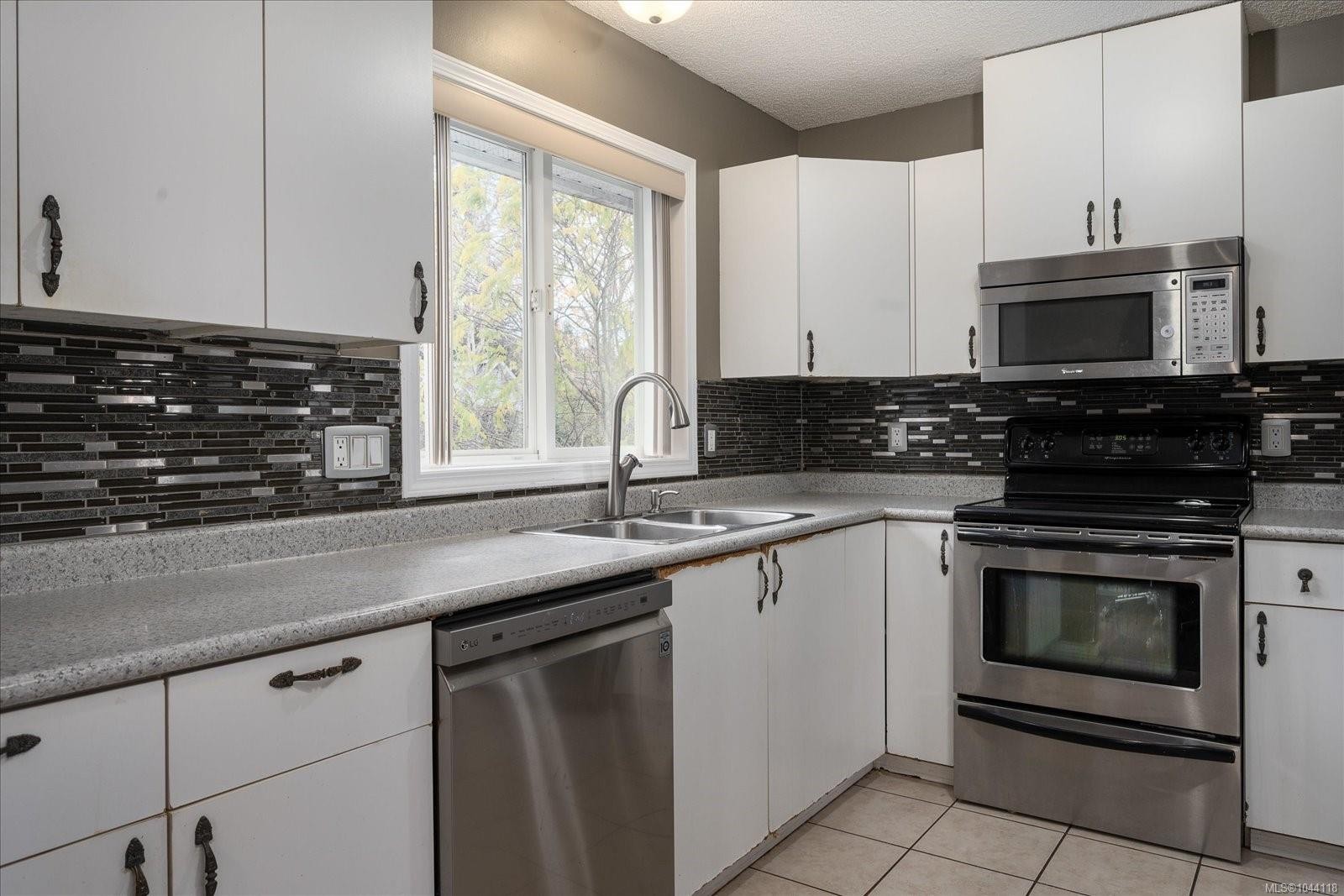 849 Inez Pl, Nanaimo, BC