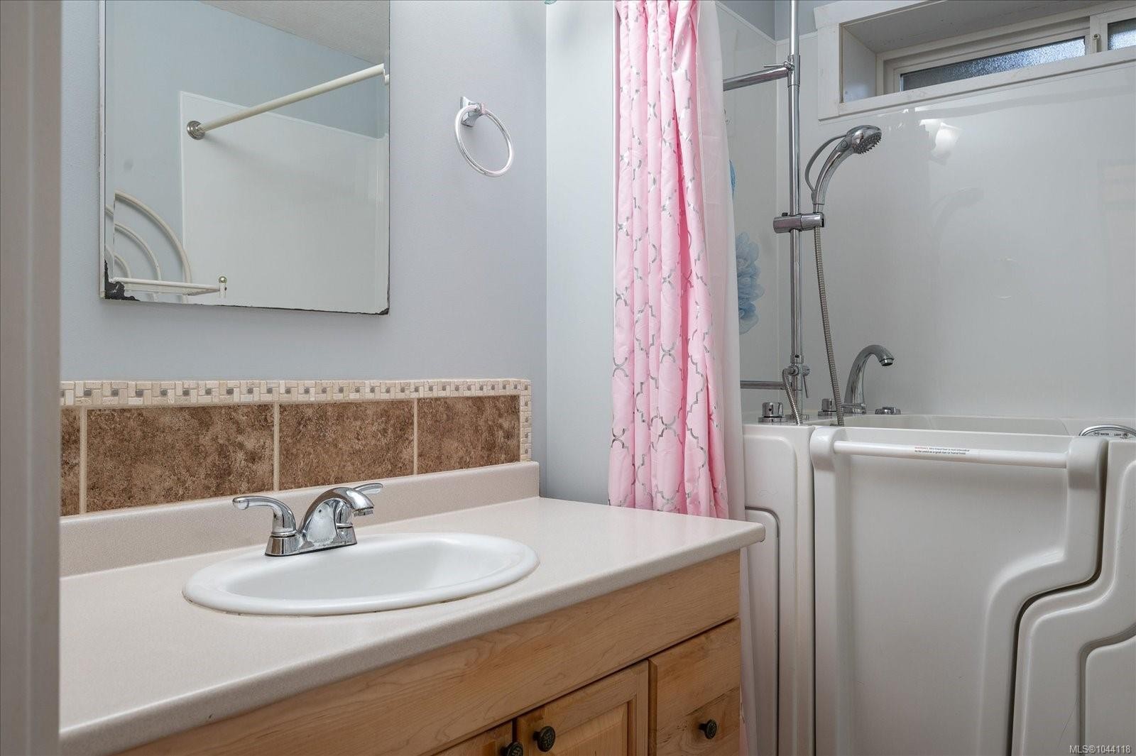849 Inez Pl, Nanaimo, BC