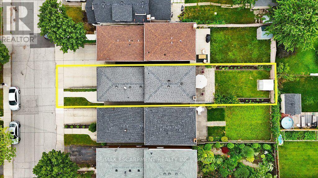 229 East 8Th Street, Hamilton, ON - Outdoor