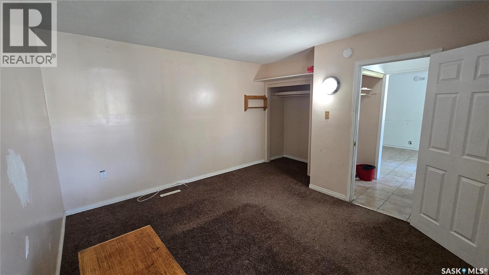 728 Argyle Street, Regina, SK - Indoor Photo Showing Other Room