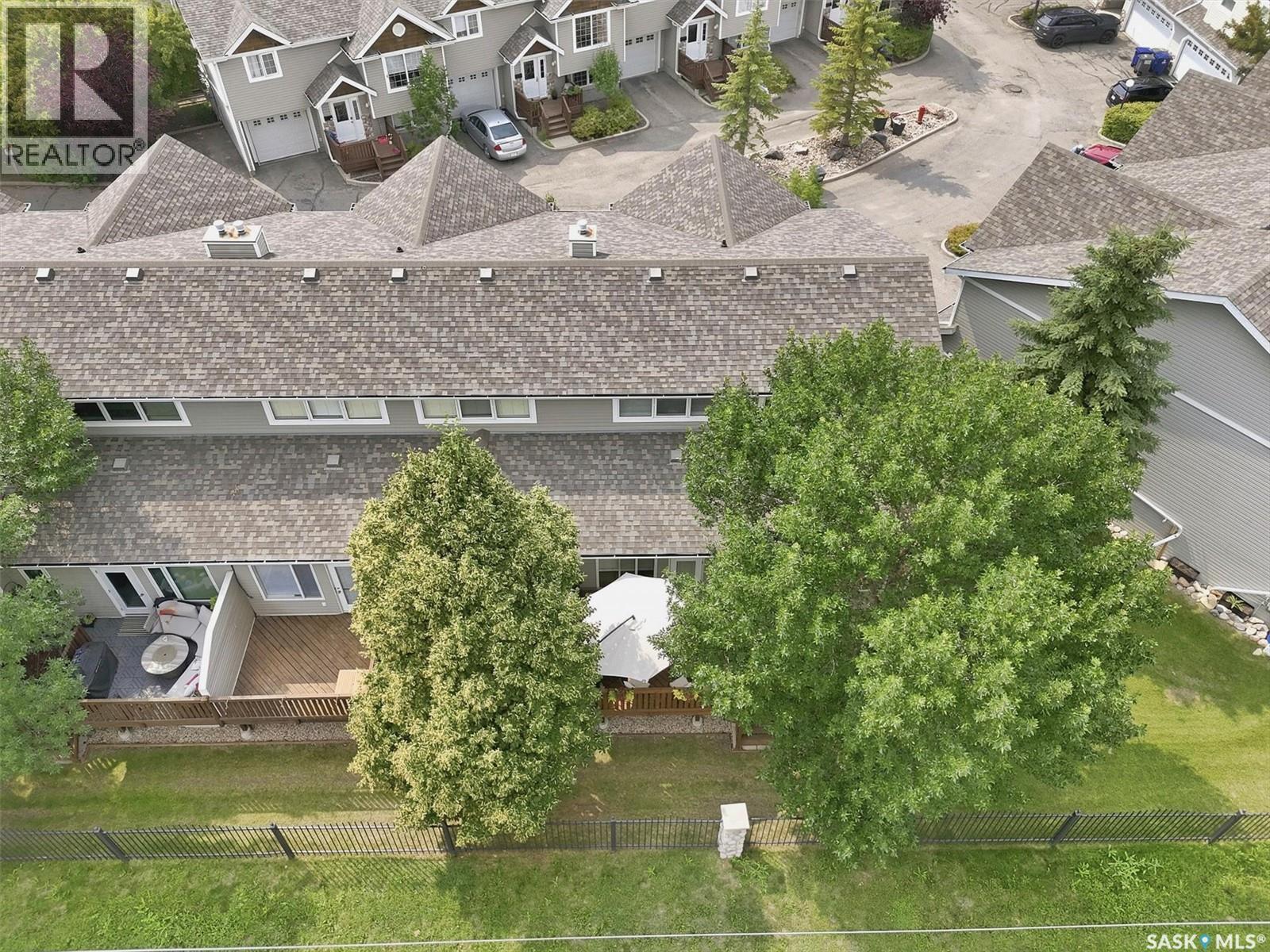 111 655 Kenderdine Road, Saskatoon, SK - Outdoor
