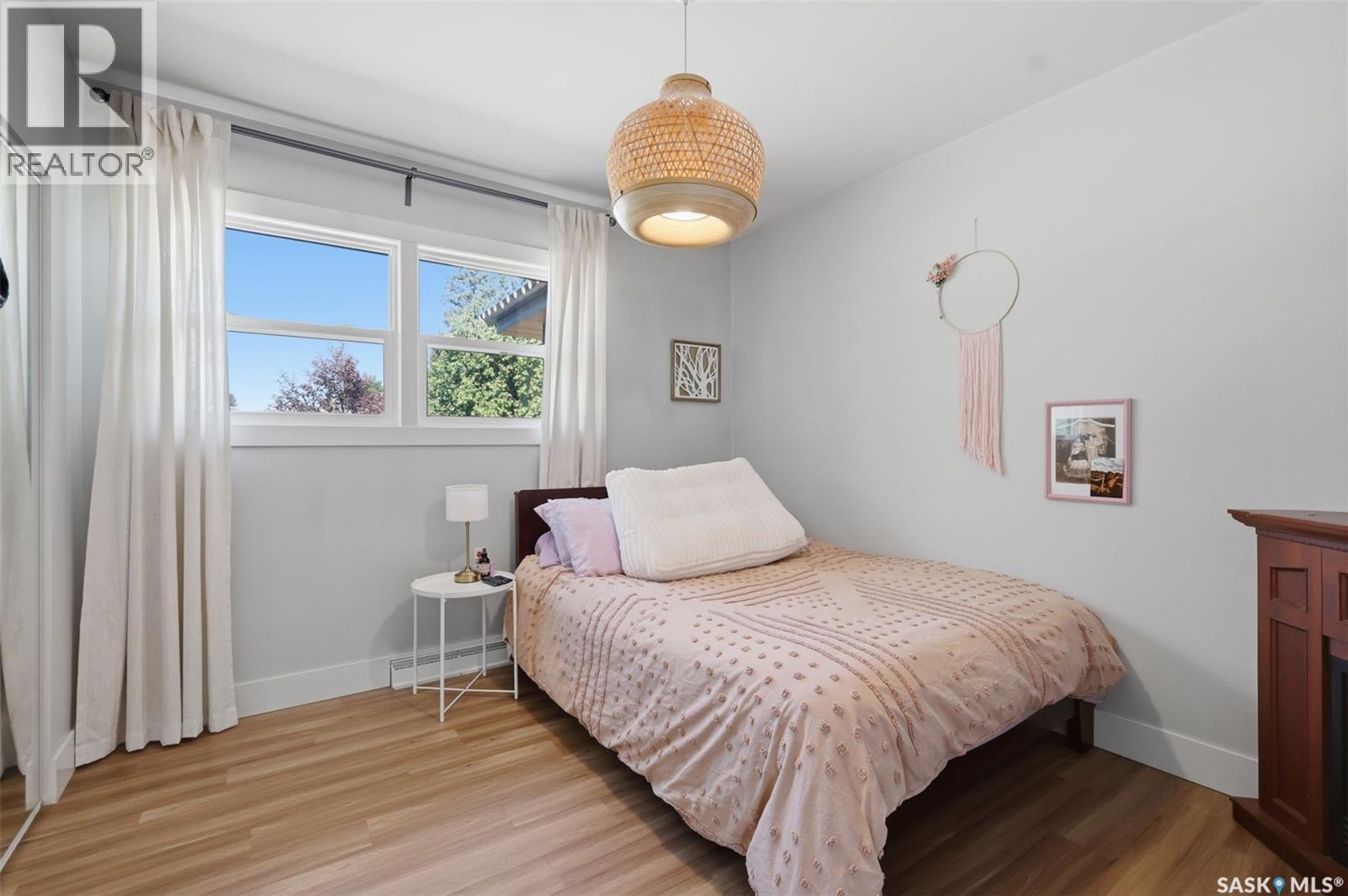 2321 Mckinnon Avenue S, Saskatoon, SK - Indoor Photo Showing Bedroom