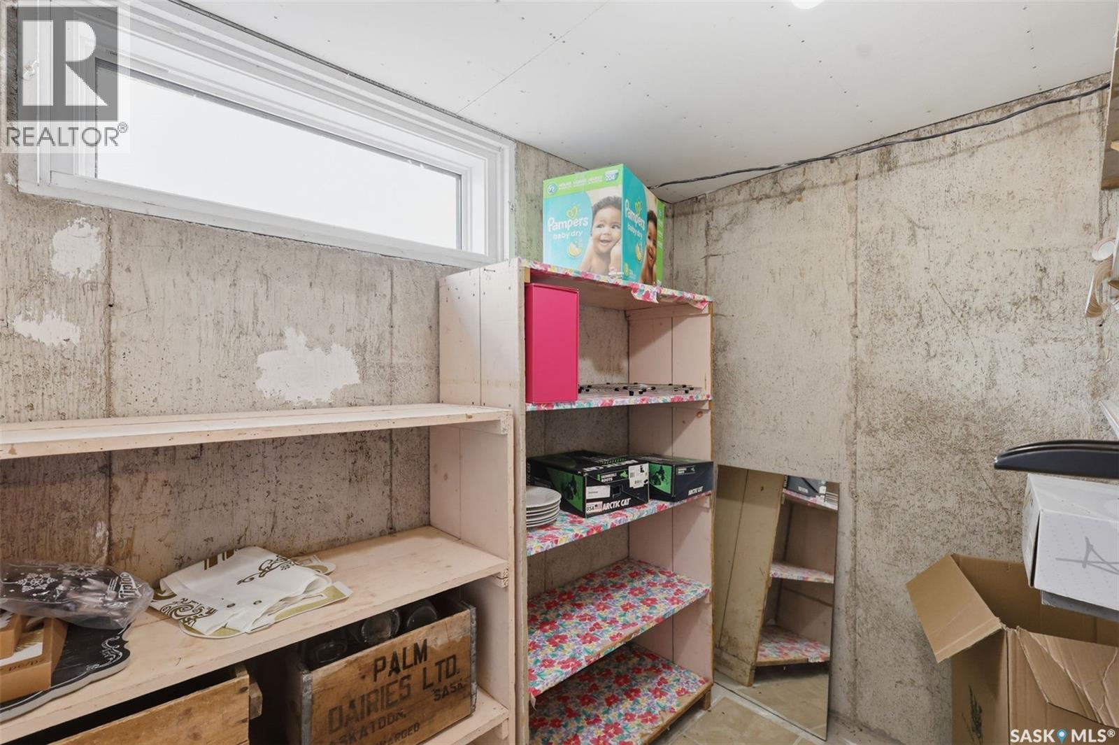 2321 Mckinnon Avenue S, Saskatoon, SK - Indoor