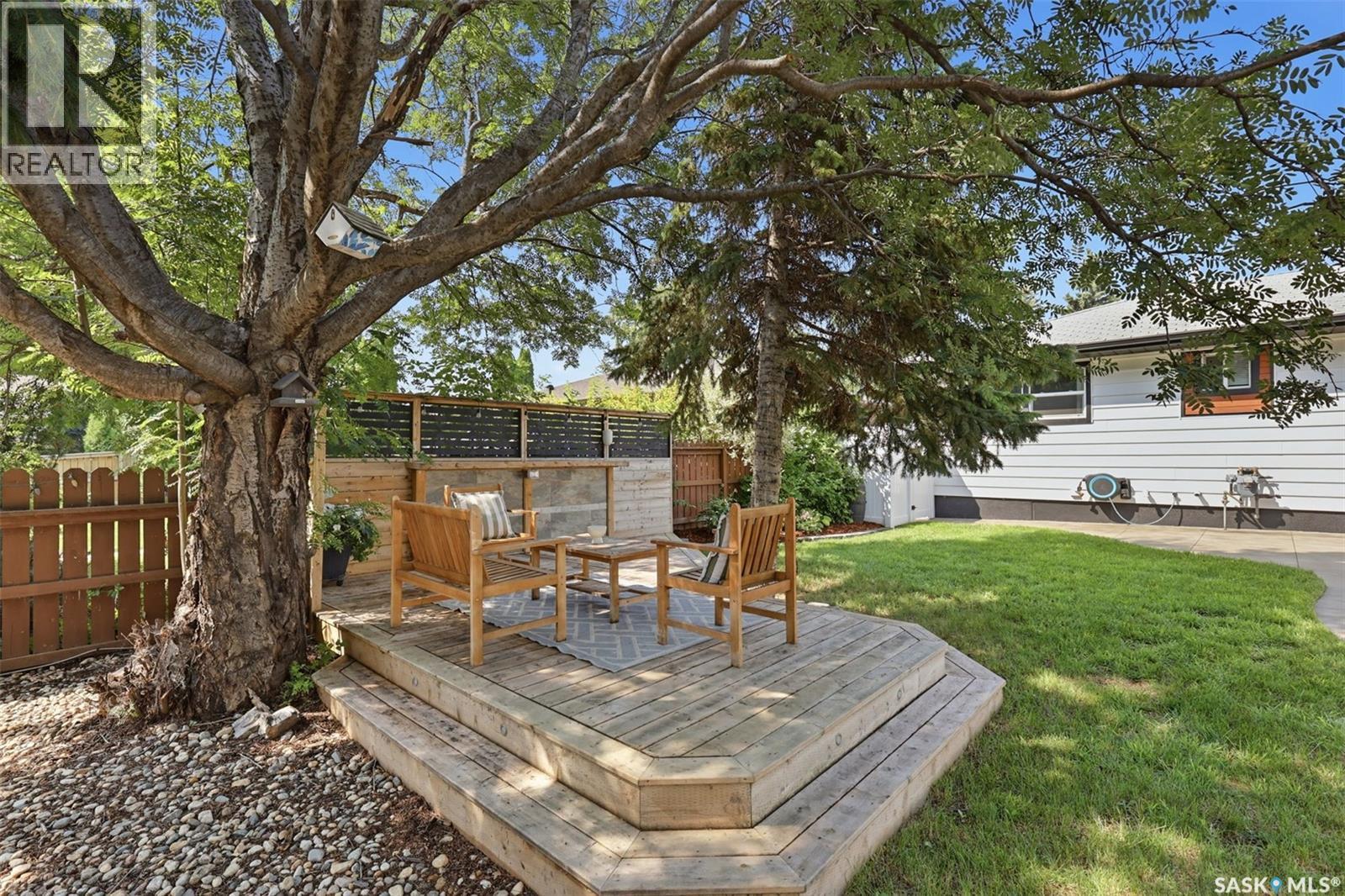 2321 Mckinnon Avenue S, Saskatoon, SK - Outdoor With Deck Patio Veranda