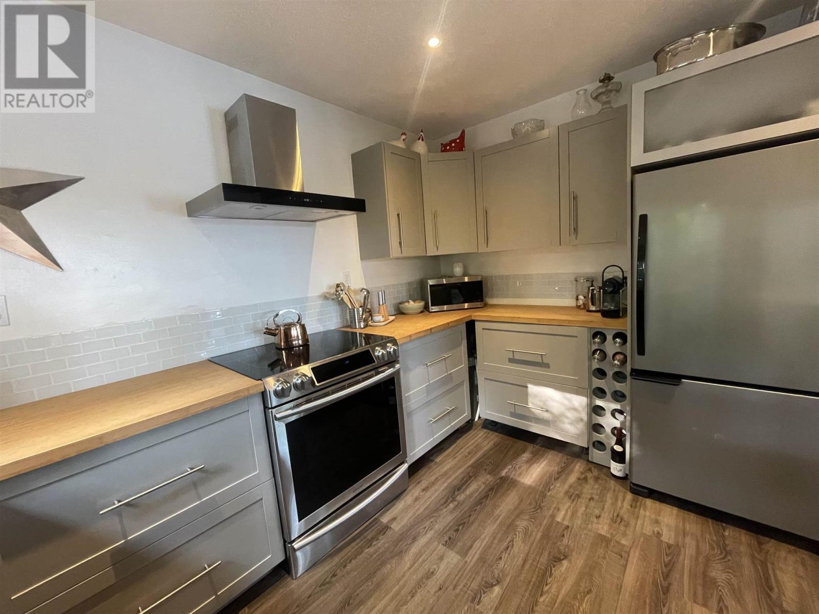 3173 Haight Rd, Hilton Beach, ON - Indoor Photo Showing Kitchen
