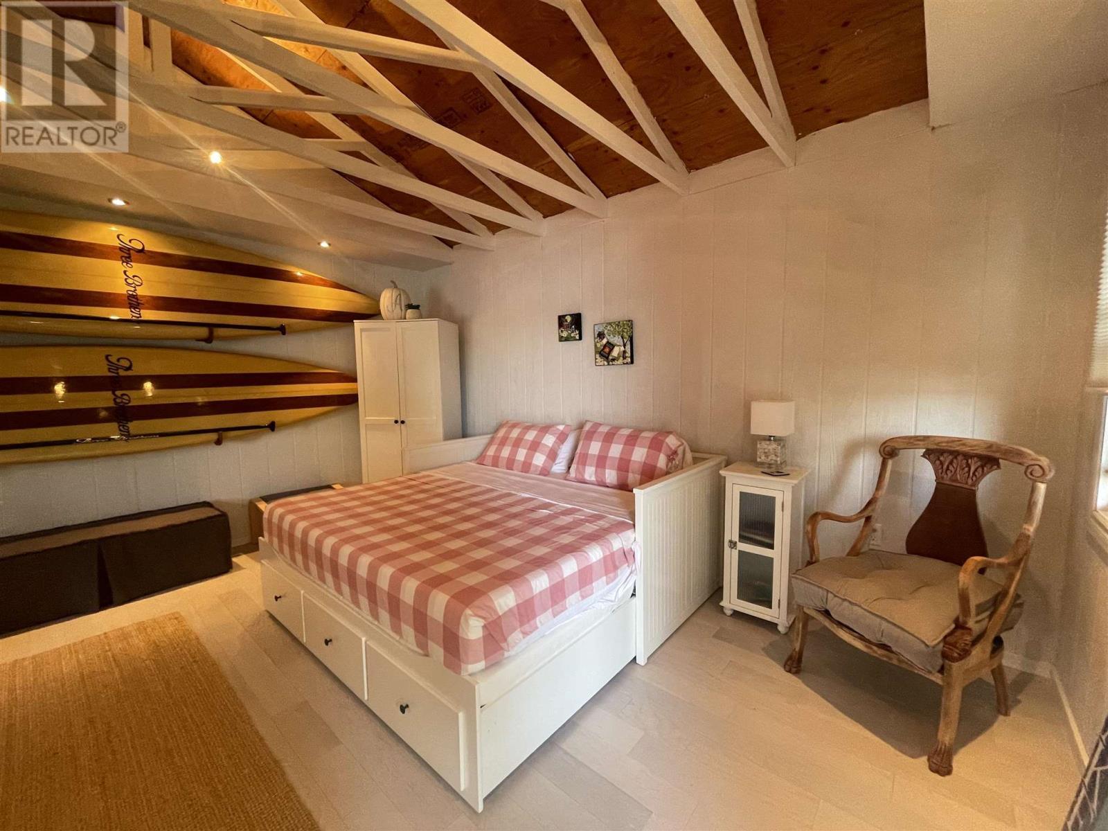 3173 Haight Rd, Hilton Beach, ON - Indoor Photo Showing Other Room