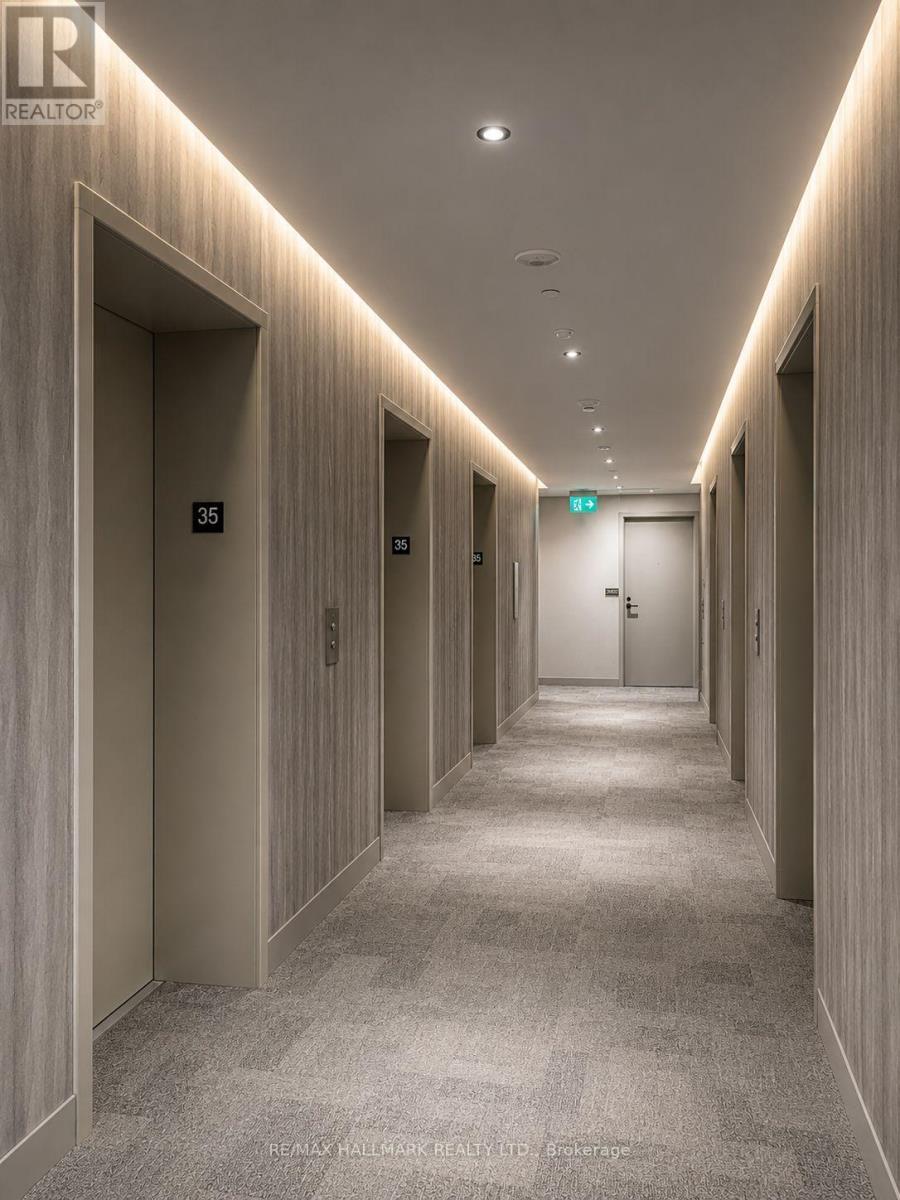 3501 - 8 Interchange Way, Vaughan, ON - Indoor Photo Showing Other Room