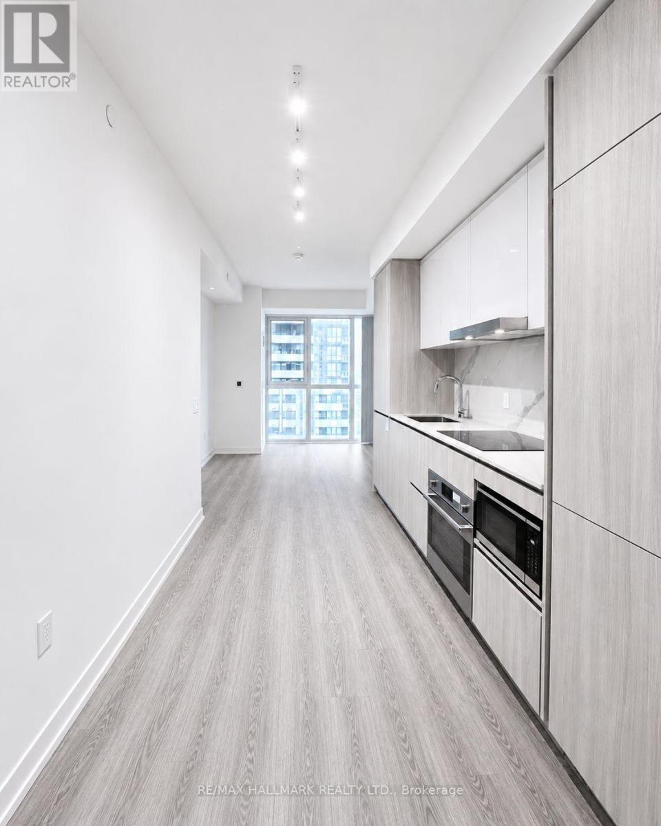 3501 - 8 Interchange Way, Vaughan, ON - Indoor Photo Showing Other Room