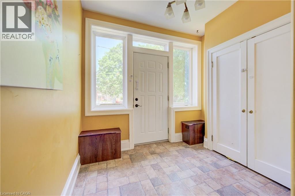 59 West Avenue, Kitchener, ON - Indoor Photo Showing Other Room