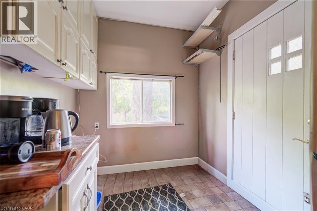59 West Avenue, Kitchener, ON - Indoor