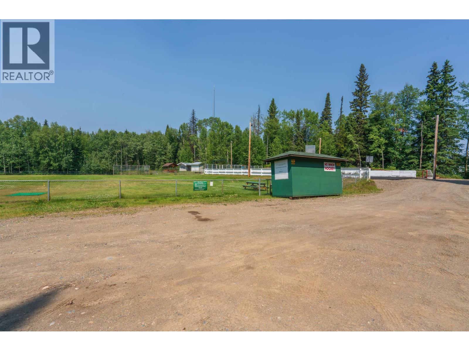 11330 Lakeside Drive, Prince George, BC - Outdoor