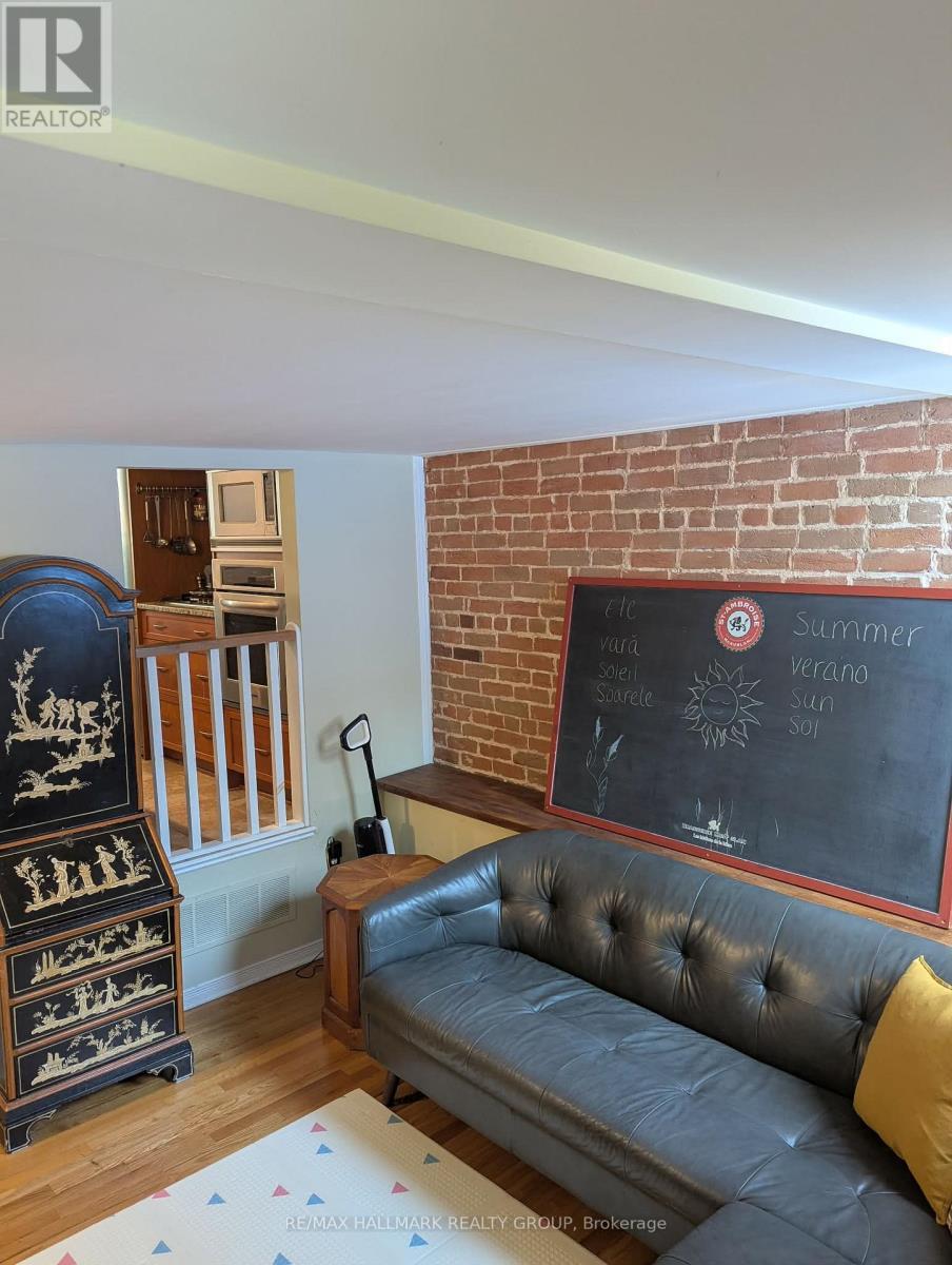 1 - 509 King Edward Avenue, Ottawa, ON - Indoor