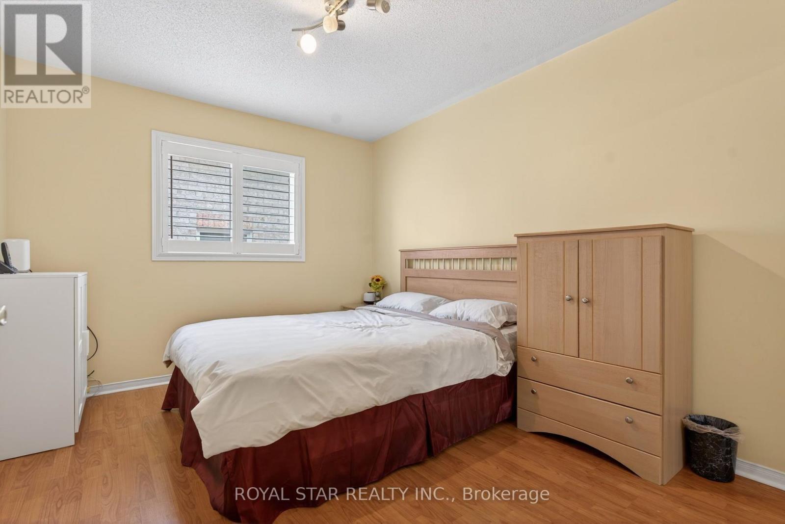 3841 Edgecliffe Run, Mississauga, ON - Indoor Photo Showing Bedroom
