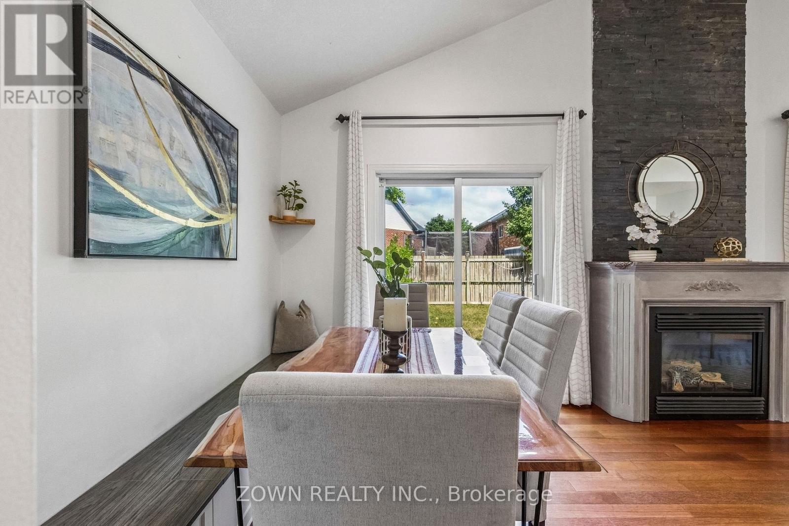 60 Marl Meadow Drive, Kitchener, ON - Indoor With Fireplace