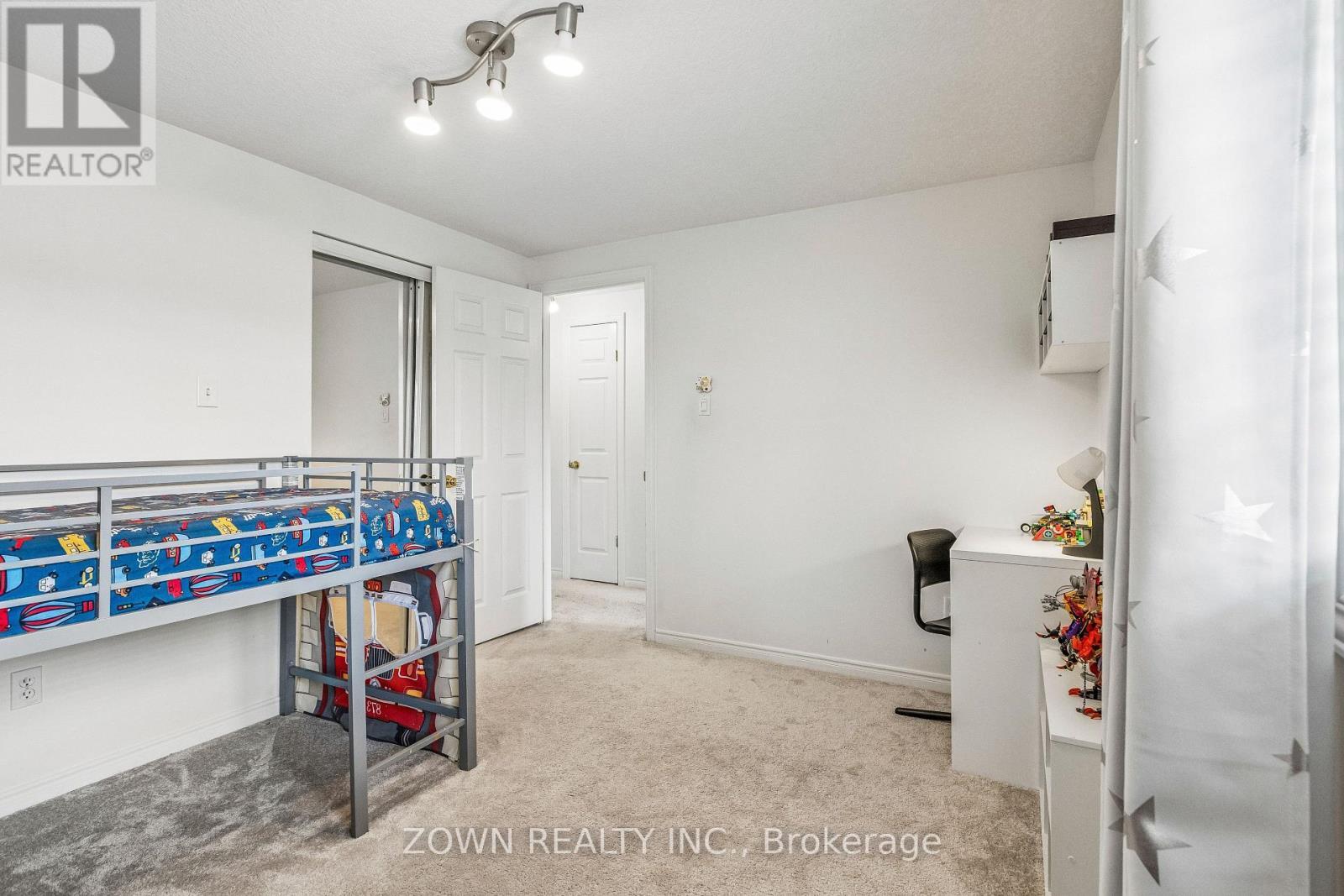 60 Marl Meadow Drive, Kitchener, ON - Indoor Photo Showing Other Room