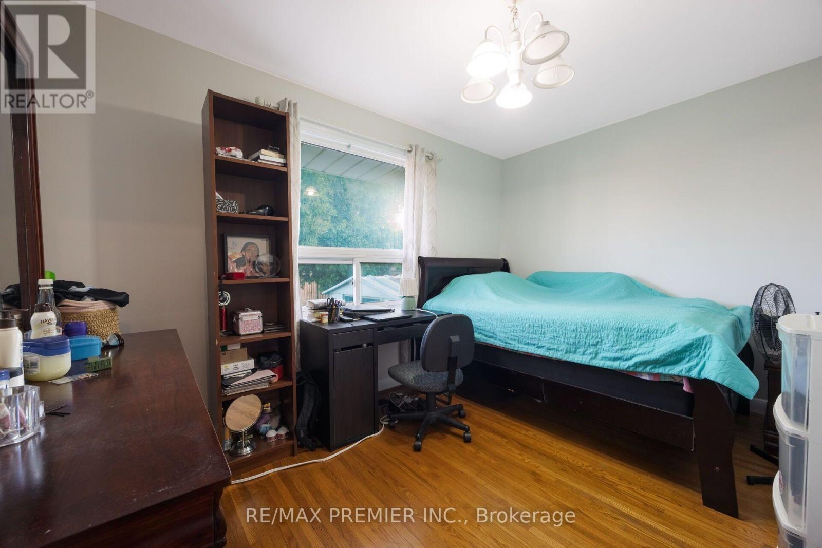 35 Barkwin Drive, Toronto, ON - Indoor Photo Showing Bedroom