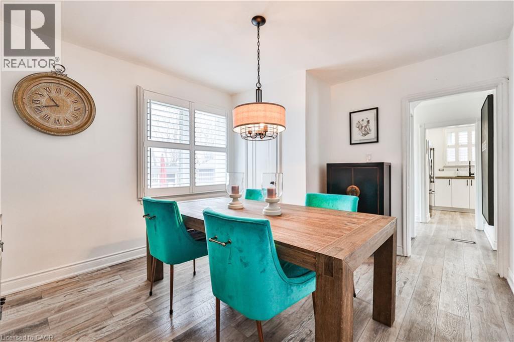 60 Galbraith Drive, Hamilton, ON - Indoor Photo Showing Dining Room