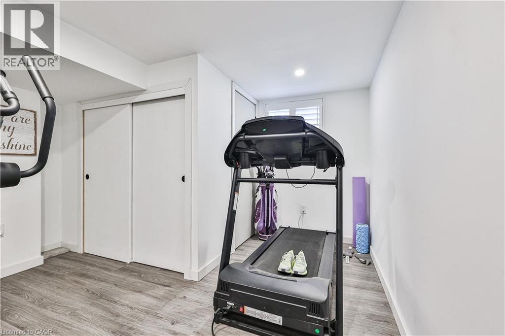 60 Galbraith Drive, Hamilton, ON - Indoor