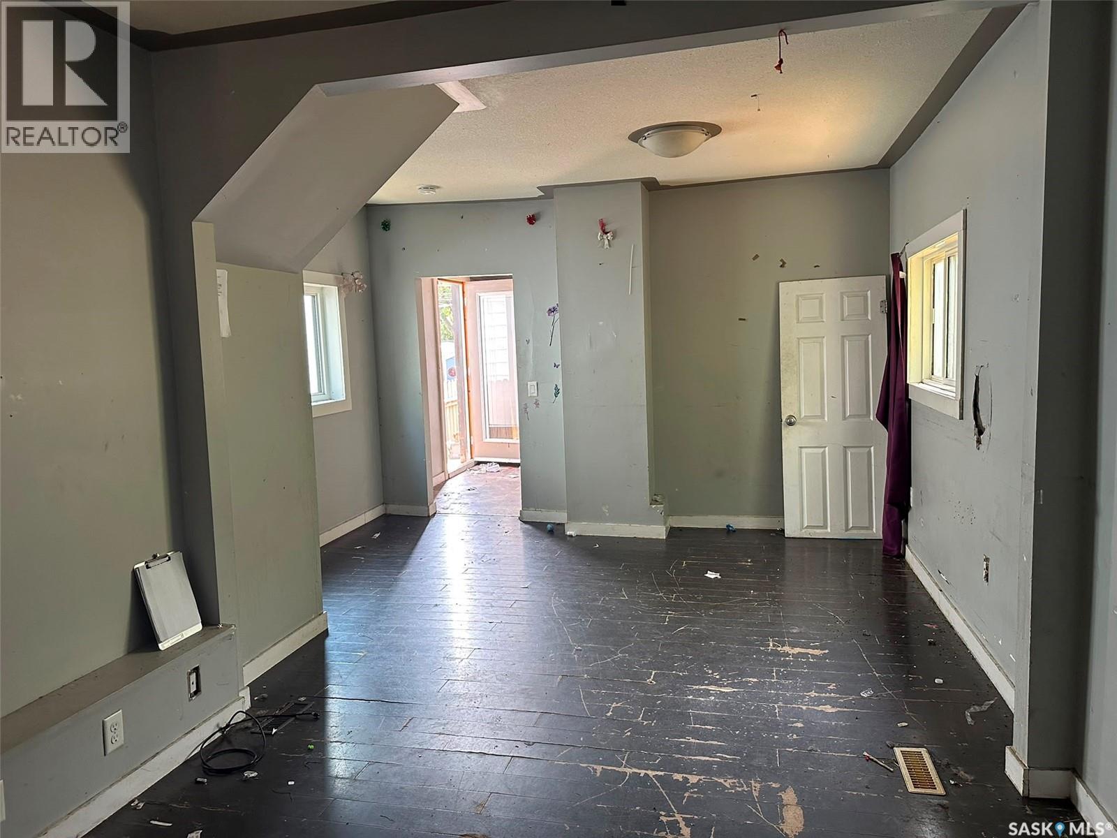 619 L Avenue S, Saskatoon, SK - Indoor Photo Showing Other Room