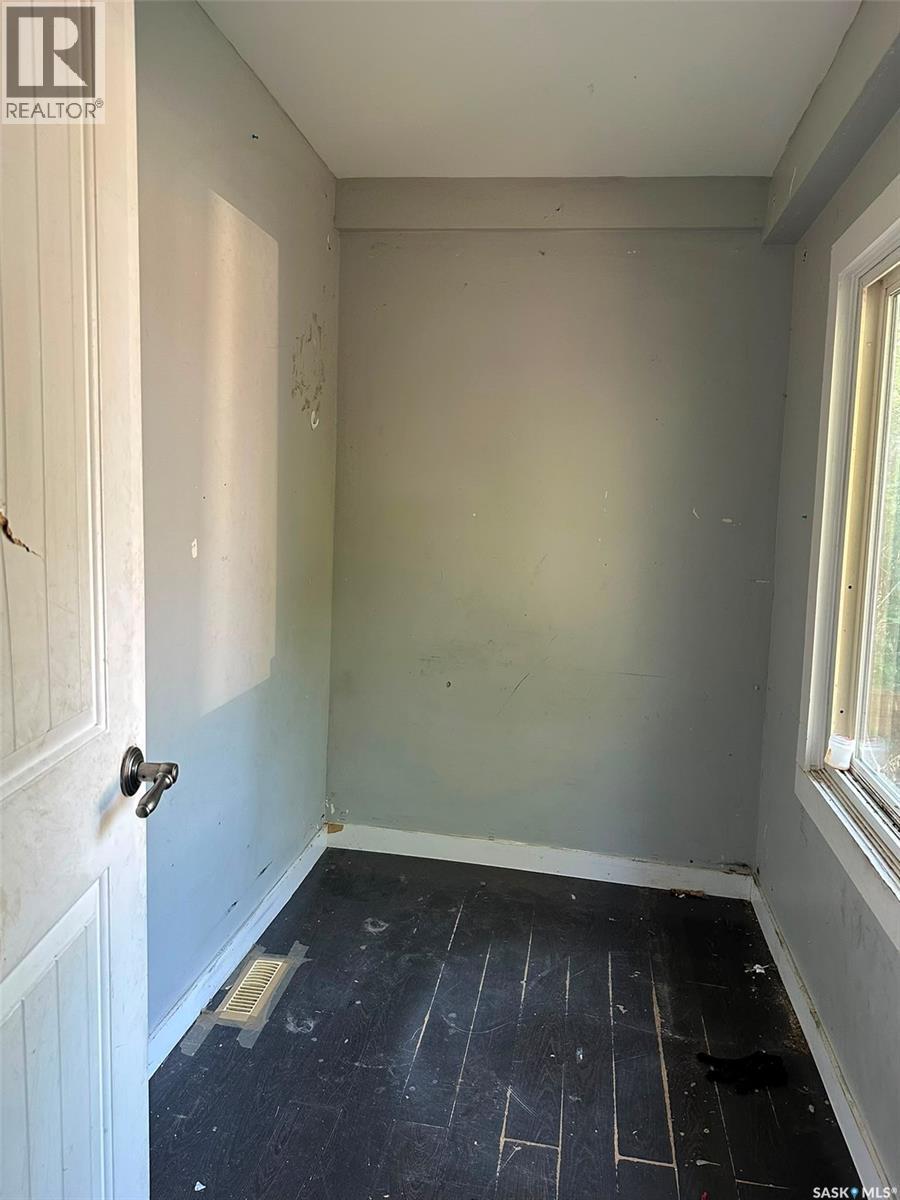 619 L Avenue S, Saskatoon, SK - Indoor Photo Showing Other Room