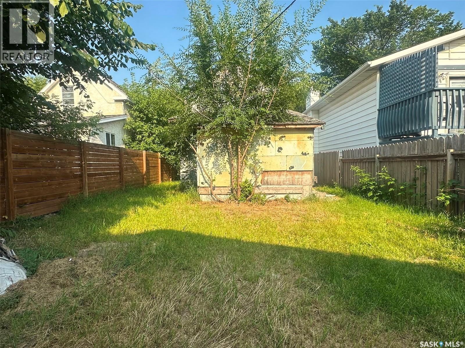 619 L Avenue S, Saskatoon, SK - Outdoor