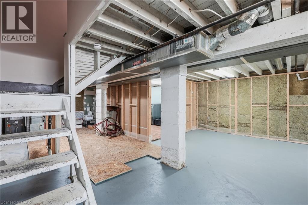 252 Fairfield Avenue, Hamilton, ON - Indoor Photo Showing Basement