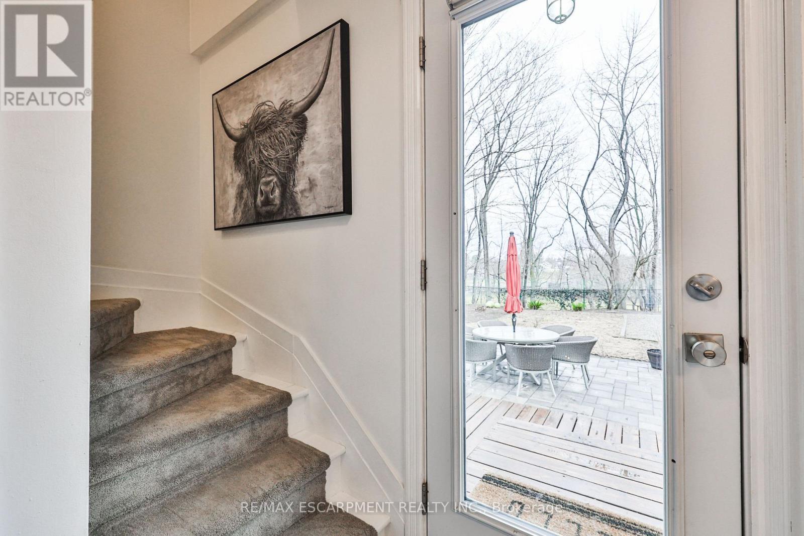 60 Galbraith Drive, Hamilton, ON - Indoor Photo Showing Other Room