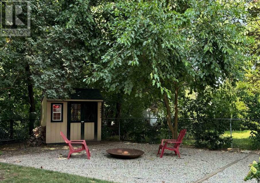 60 Galbraith Drive, Hamilton, ON - Outdoor
