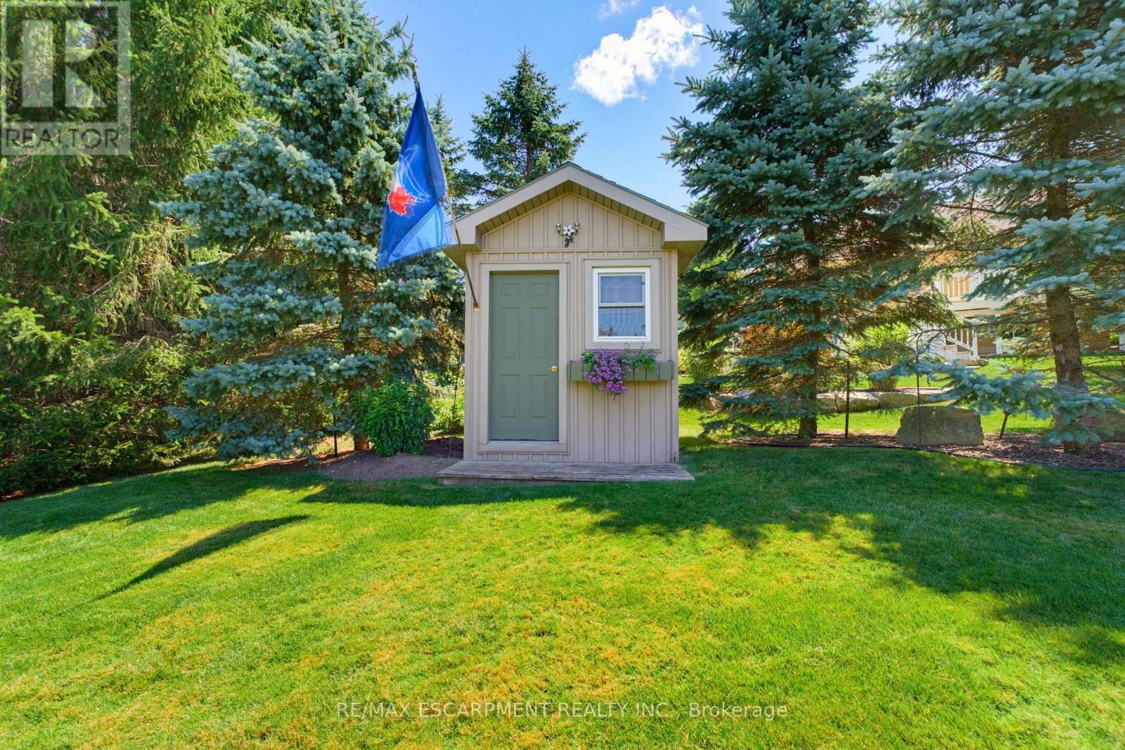 60 Donjon Boulevard, Norfolk, ON - Outdoor