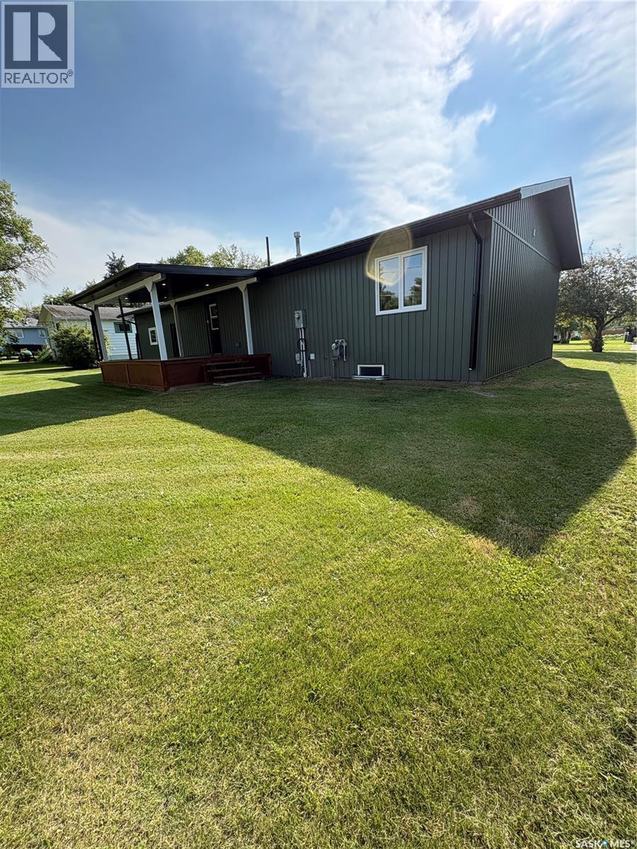 204 Birch Street, Kelvington, SK - Outdoor