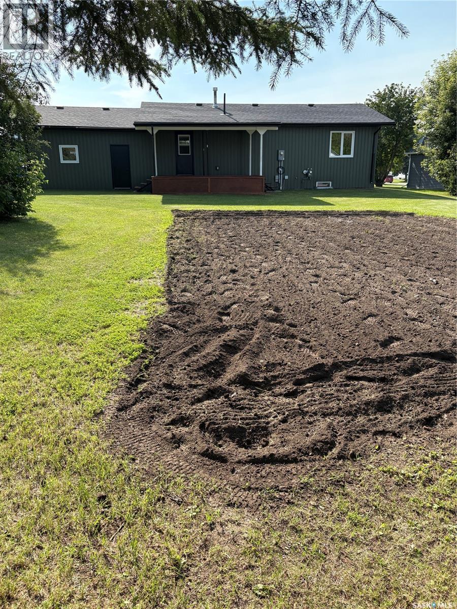 204 Birch Street, Kelvington, SK - Outdoor