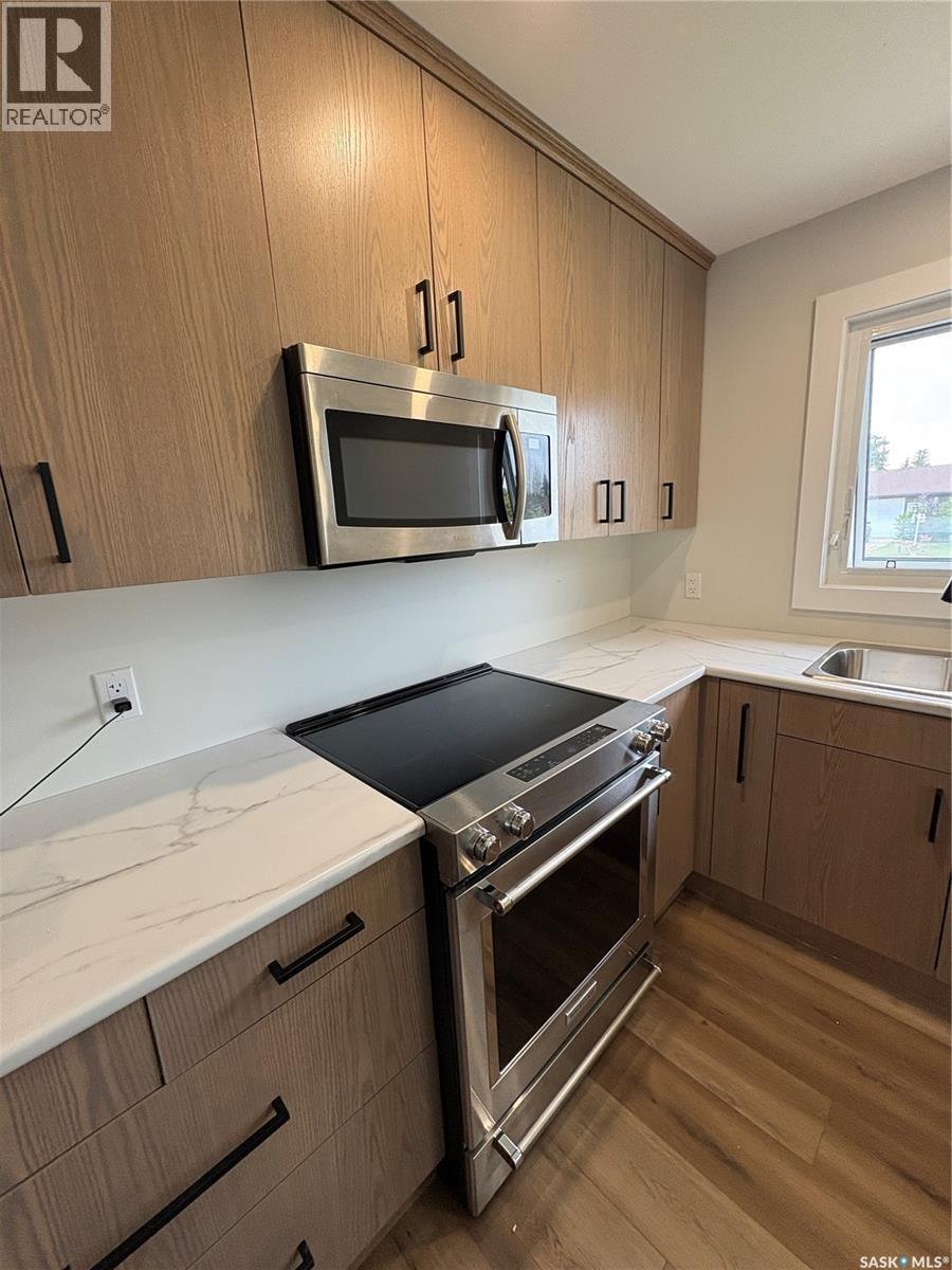 204 Birch Street, Kelvington, SK - Indoor Photo Showing Kitchen