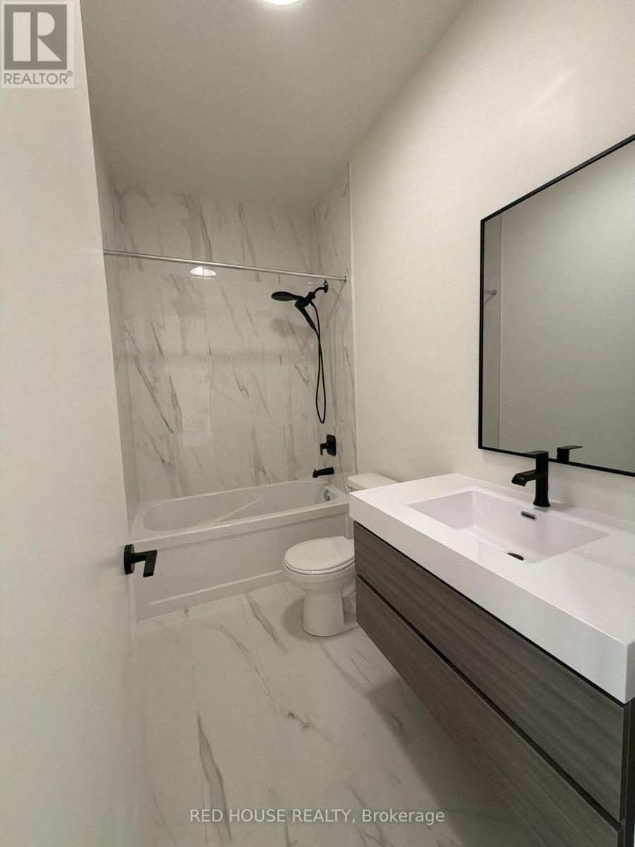 167 Everett Common, St. Catharines, ON - Indoor Photo Showing Bathroom