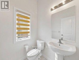 380 Leanne Lane, Shelburne, ON - Indoor Photo Showing Bathroom