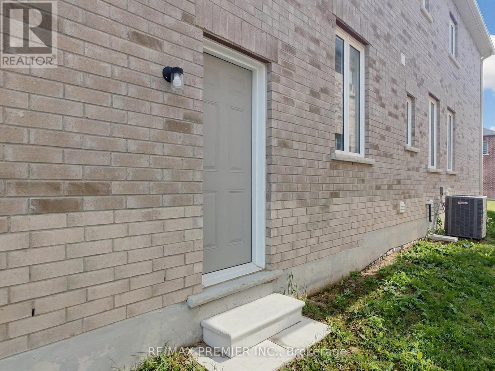 380 Leanne Lane, Shelburne, ON - Outdoor With Exterior