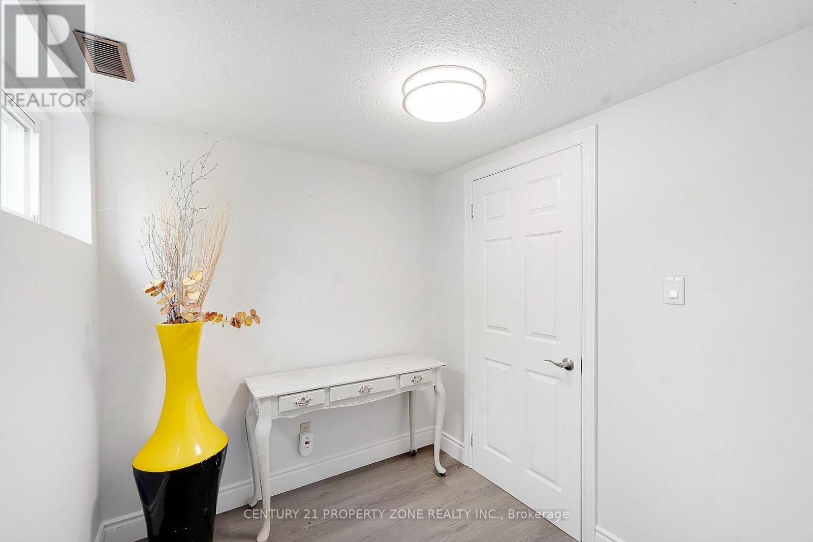 137 Nickolas Crescent, Cambridge, ON - Indoor Photo Showing Other Room