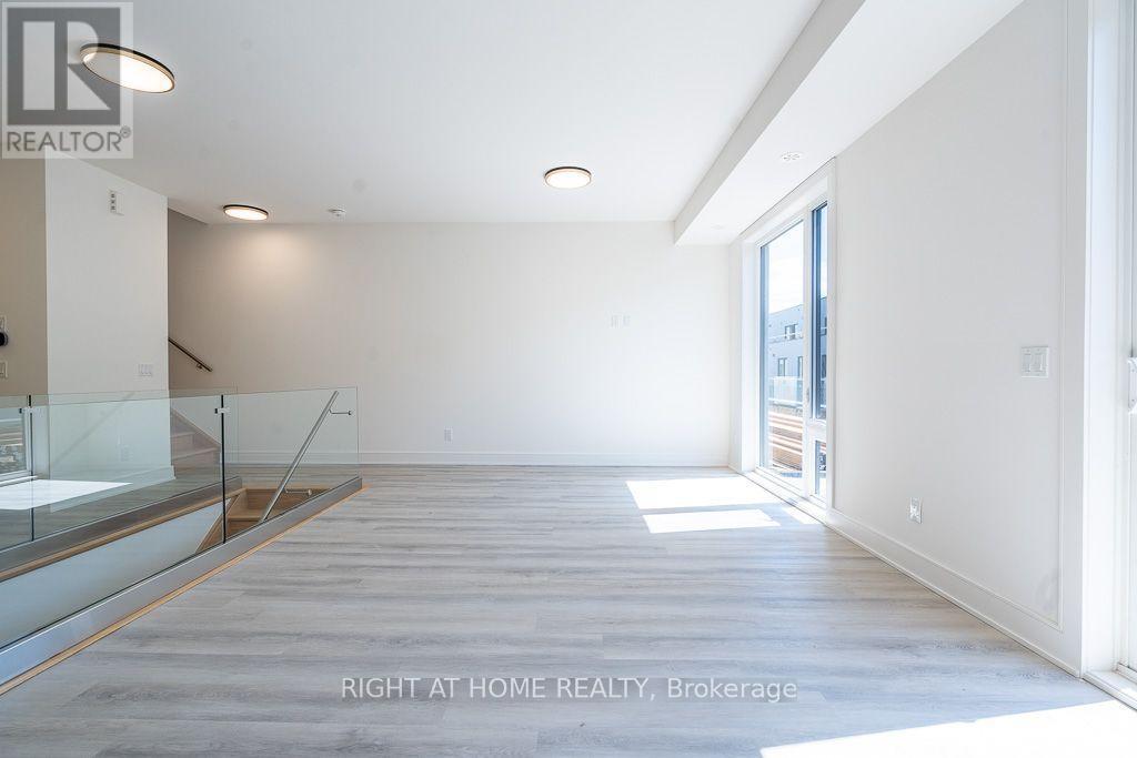 161 Everett Common, St. Catharines, ON - Indoor Photo Showing Other Room