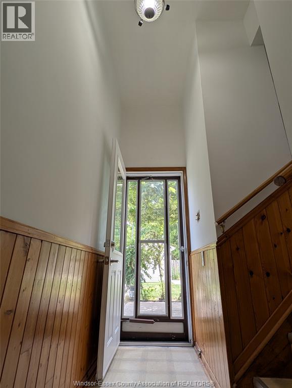 1867 Kent, Windsor, ON - Indoor Photo Showing Other Room