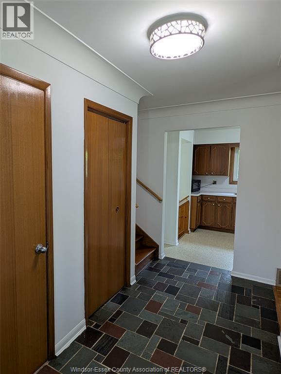 1867 Kent, Windsor, ON - Indoor Photo Showing Other Room