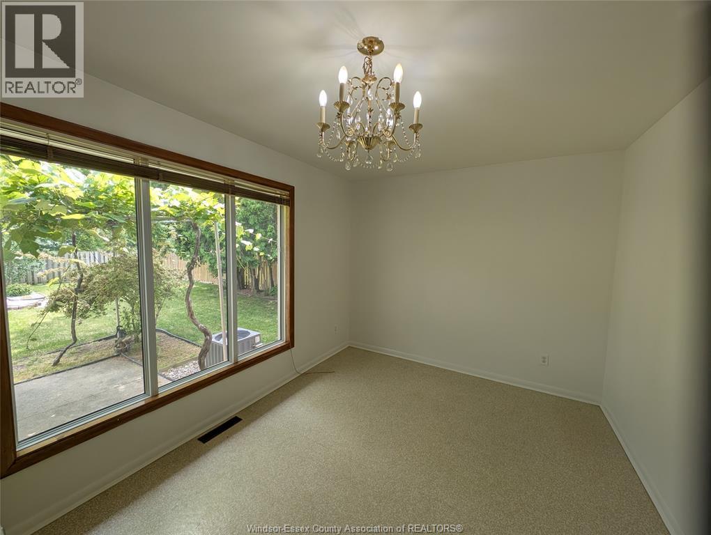 1867 Kent, Windsor, ON - Indoor Photo Showing Other Room