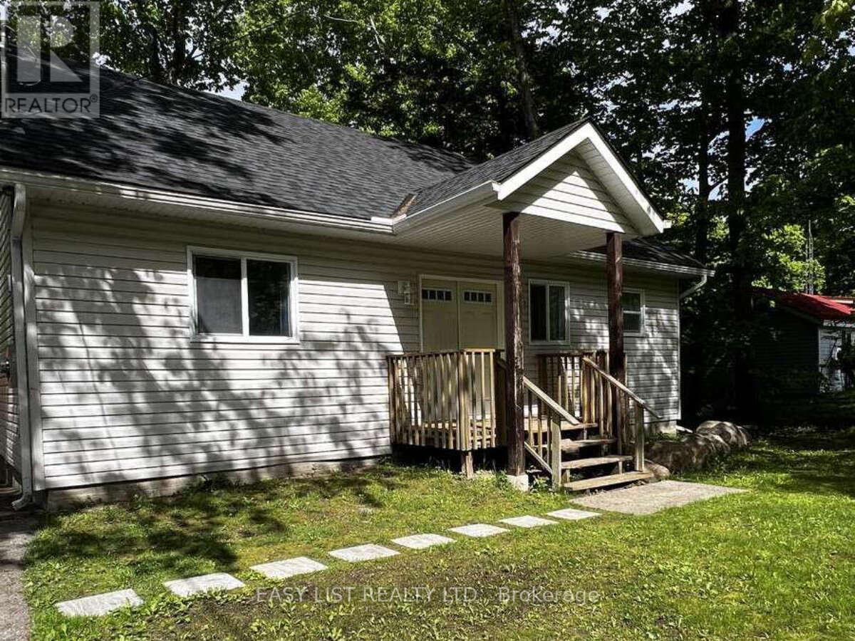 2135 Champlain Road, Tiny, ON - Outdoor