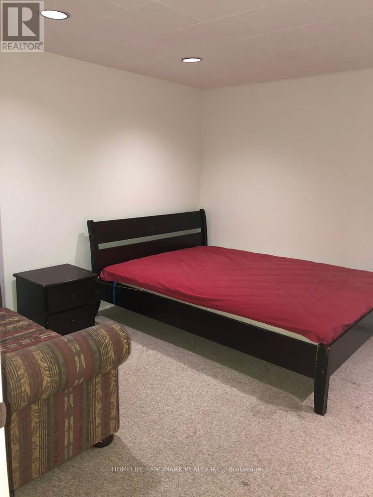 105 Whitehorn Crescent, Toronto, ON - Indoor Photo Showing Bedroom