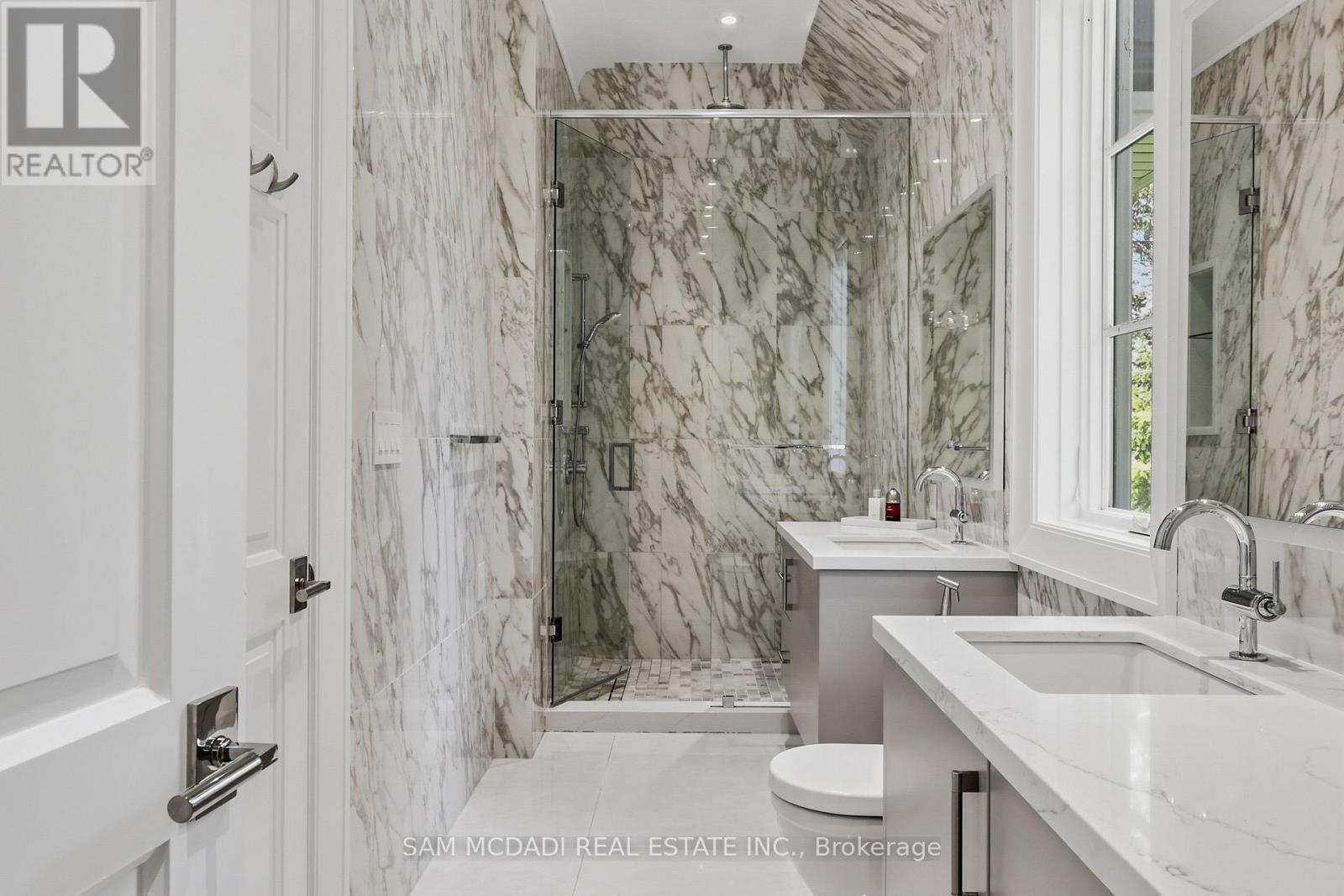 1342 Nocturne Court, Mississauga, ON - Indoor Photo Showing Bathroom