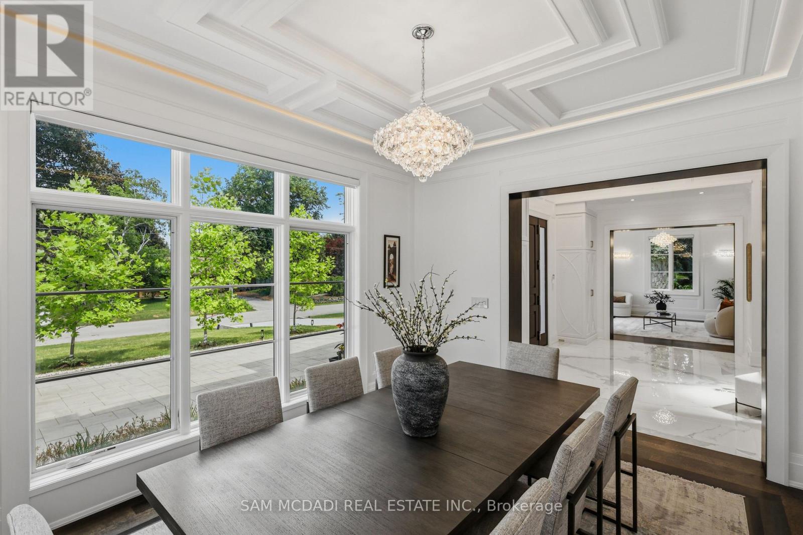 1342 Nocturne Court, Mississauga, ON - Indoor Photo Showing Dining Room