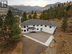 7035 Blackwell Road Kamloops, BC V2C 6V8