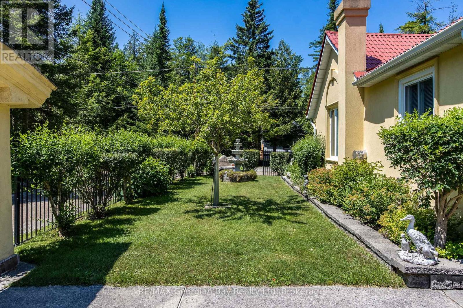3 Brookside Drive, Tiny, ON - Outdoor